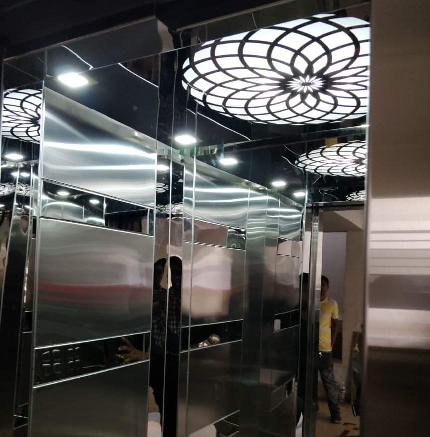 Joysam elevator project with stainless steel interior and decorative ceiling